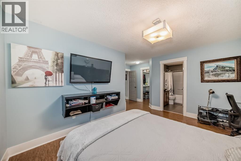 Photo 32 of 168 Kinniburgh Circle, Chestermere AB