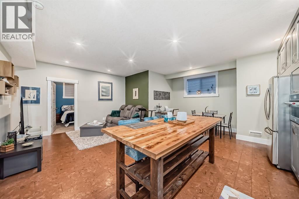 Photo 41 of 168 Kinniburgh Circle, Chestermere AB