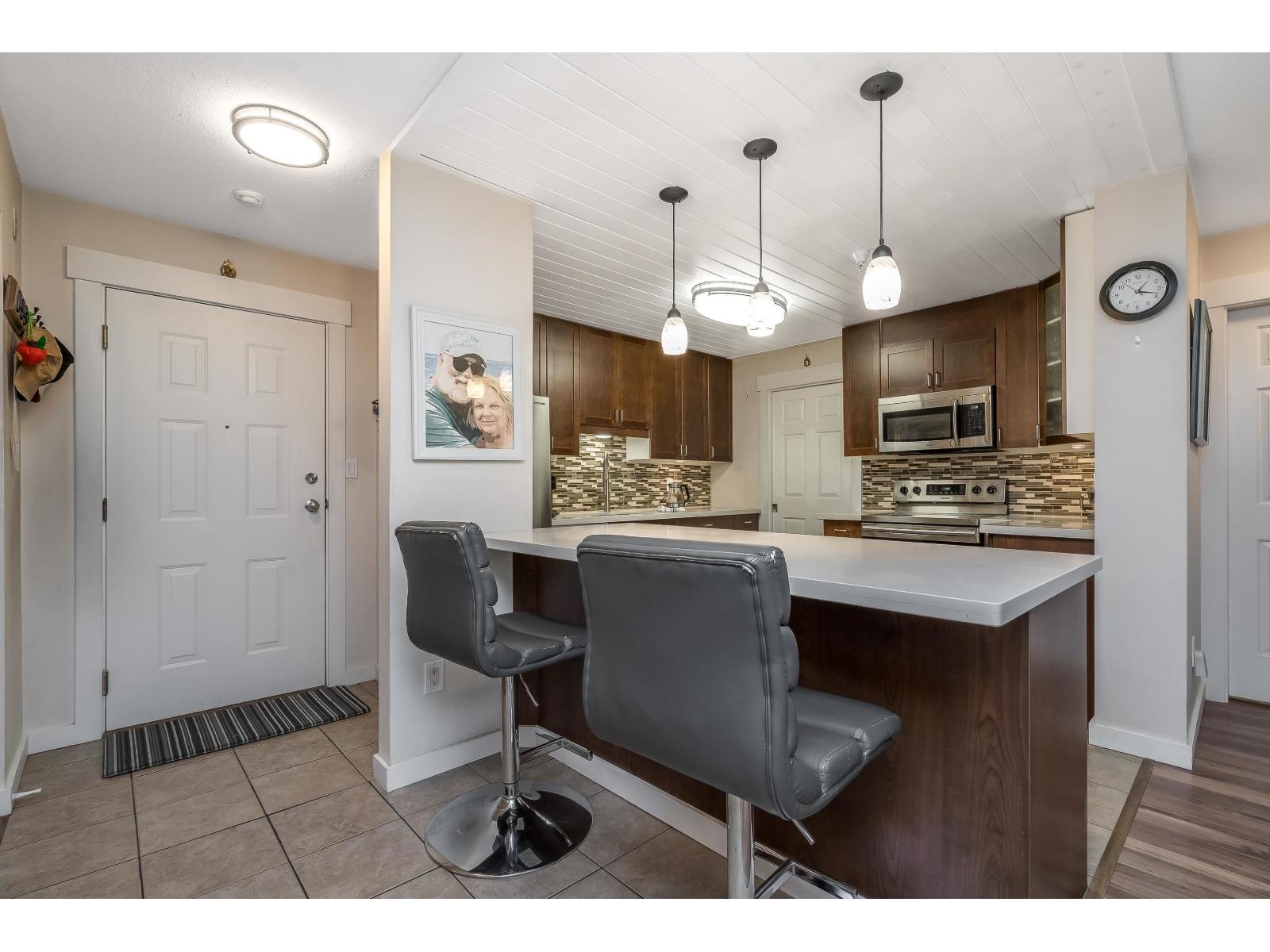 Photo 8 of 112 20140 56 Avenue, Langley BC