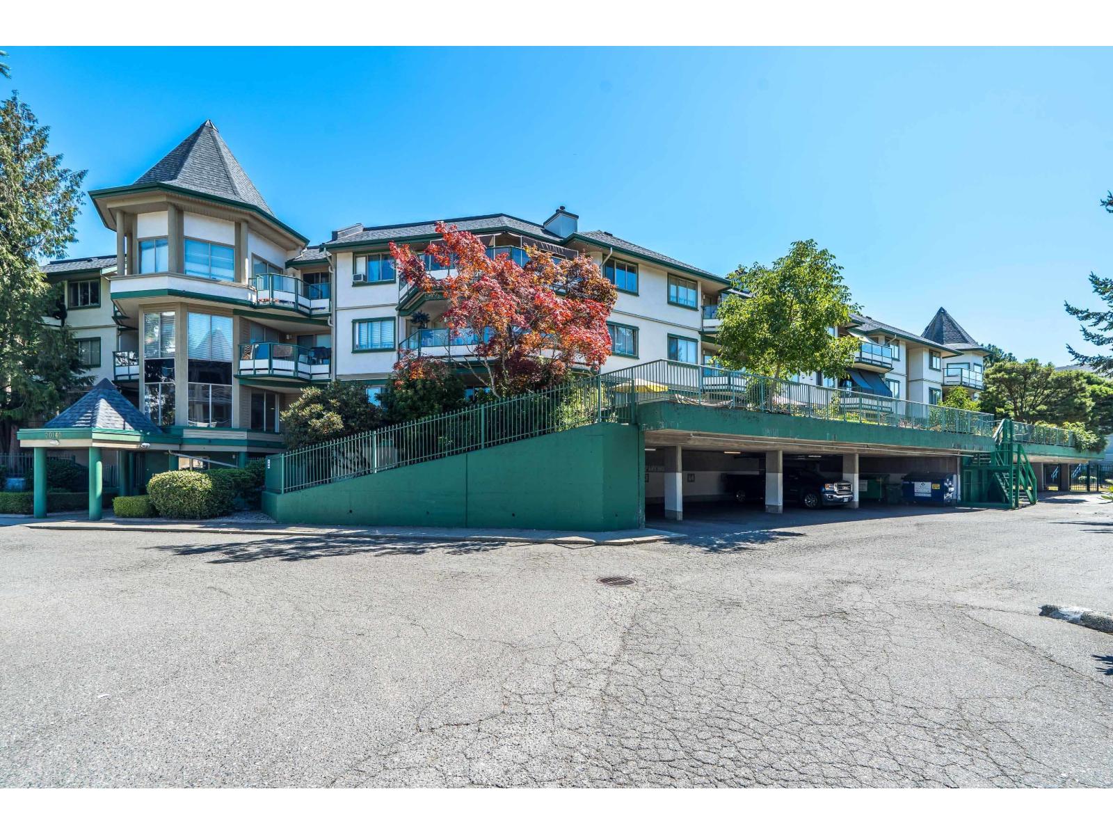 Photo 2 of 112 20140 56 Avenue, Langley BC