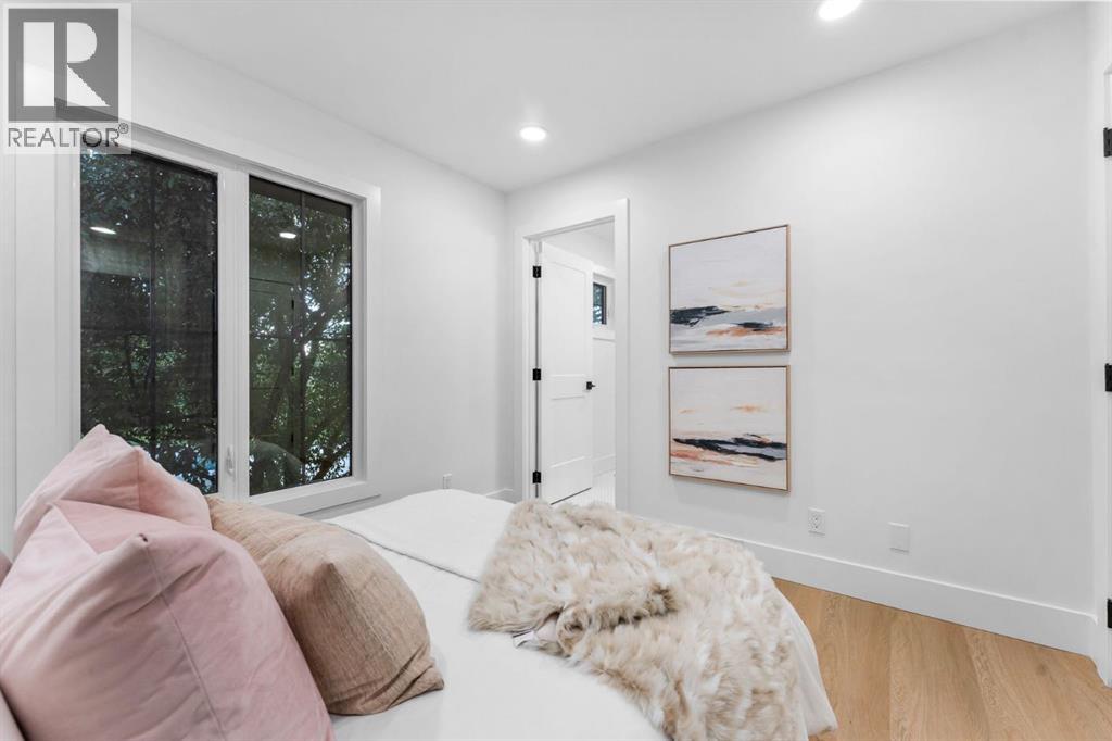 Photo 22 of 10404 Maplemont Road Se, Calgary AB
