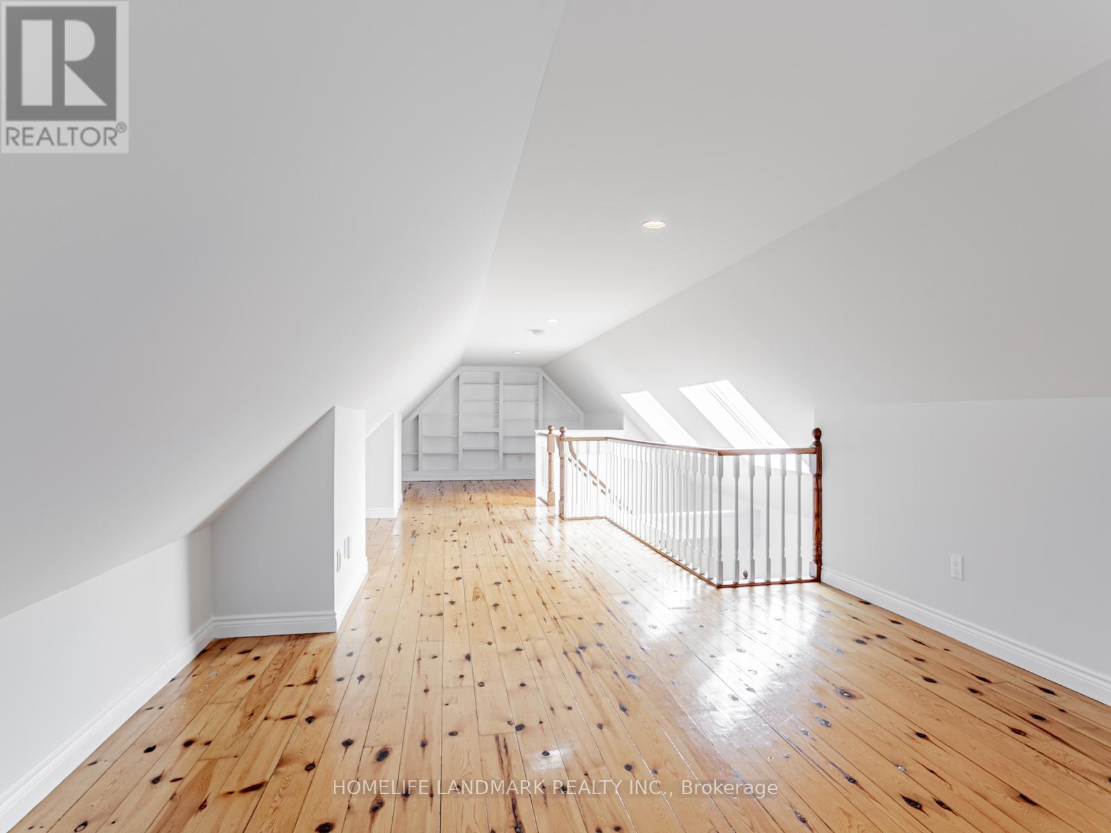 Photo 31 of 108 Banff Road, Toronto ON