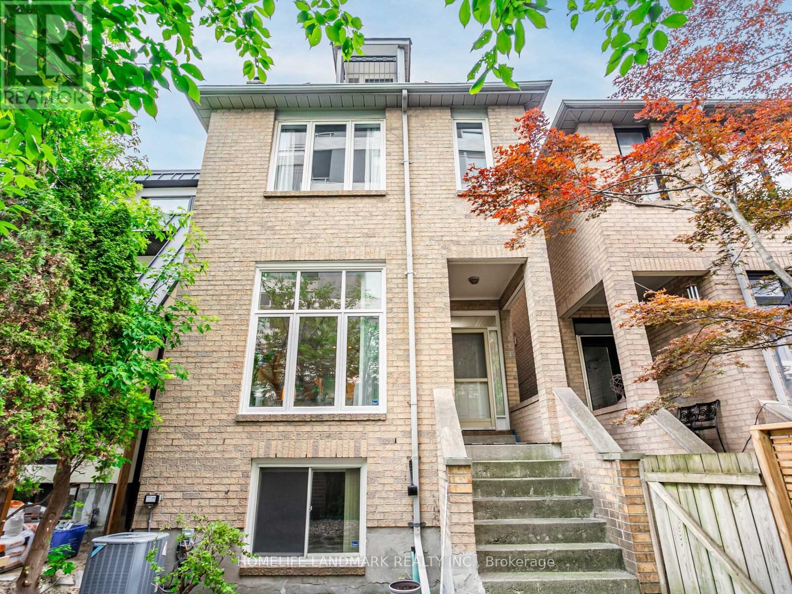 Photo 4 of 108 Banff Road, Toronto ON
