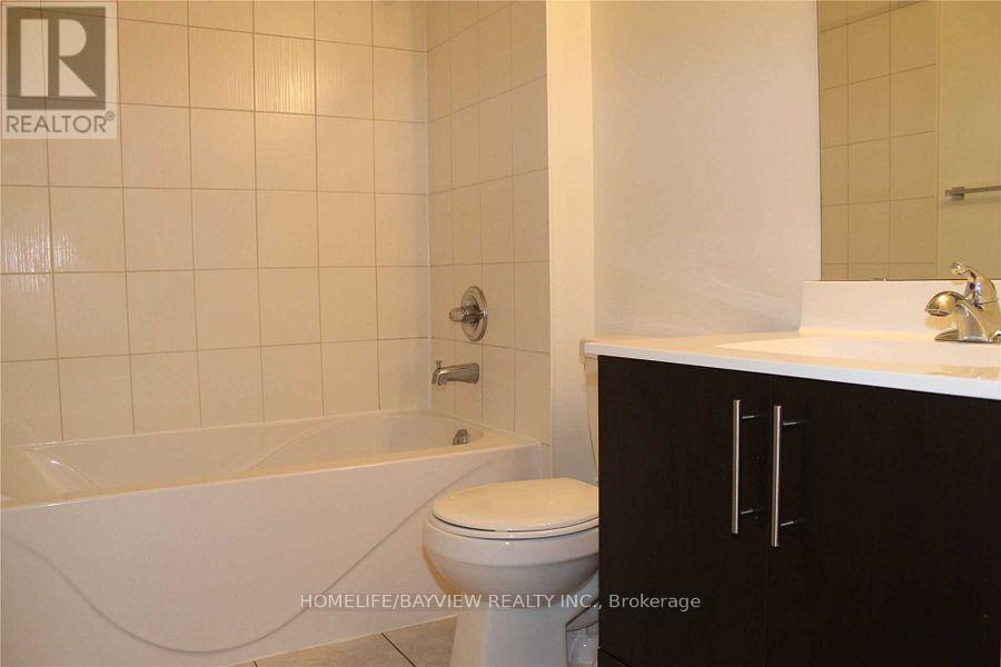 Photo 7 of 703 50 Town Center Court, Toronto ON