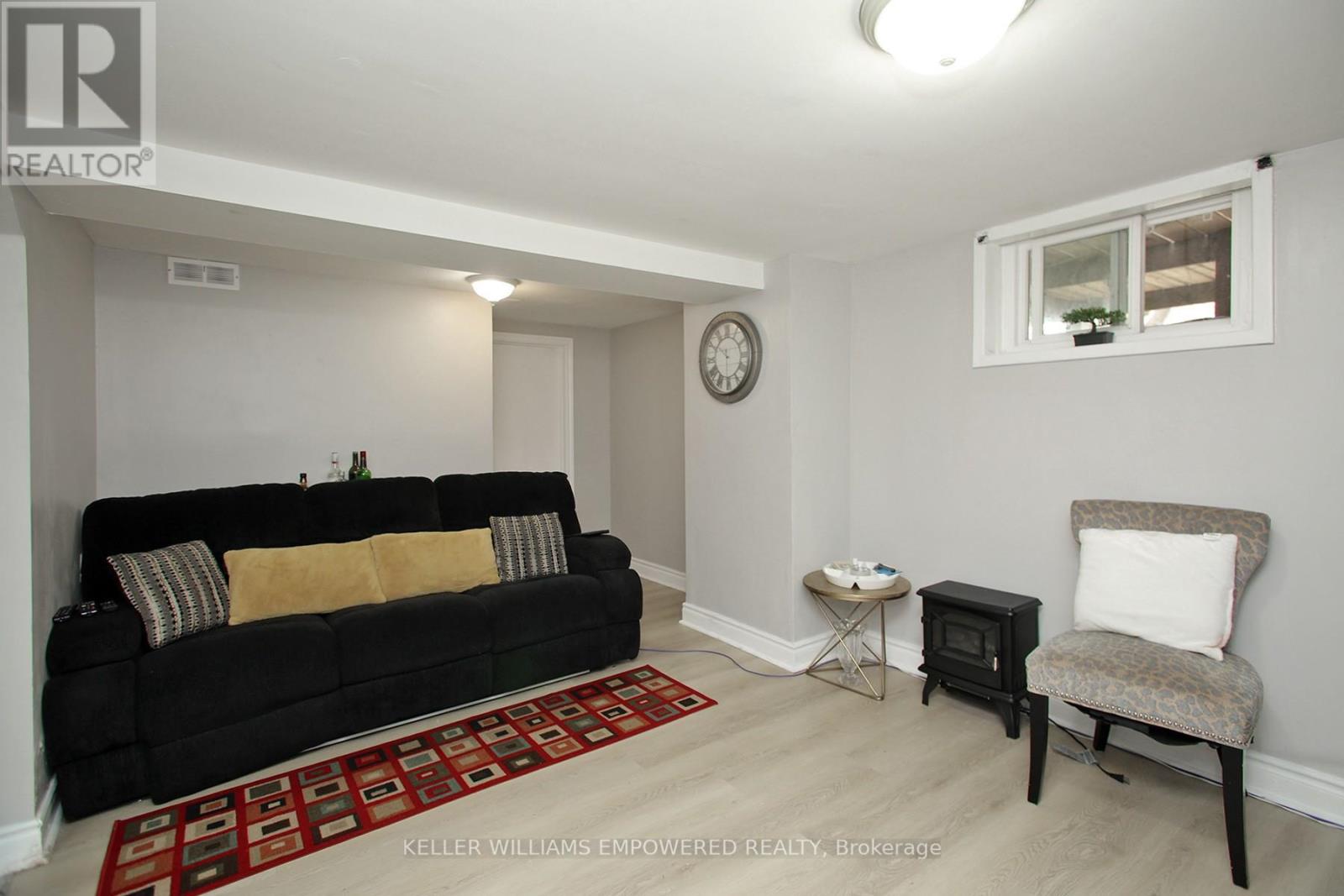 Photo 23 of 5 Tulloch Drive, Ajax ON