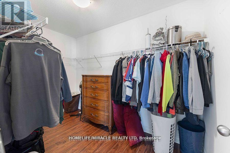 Photo 32 of 1268 Salmers Drive, Oshawa ON