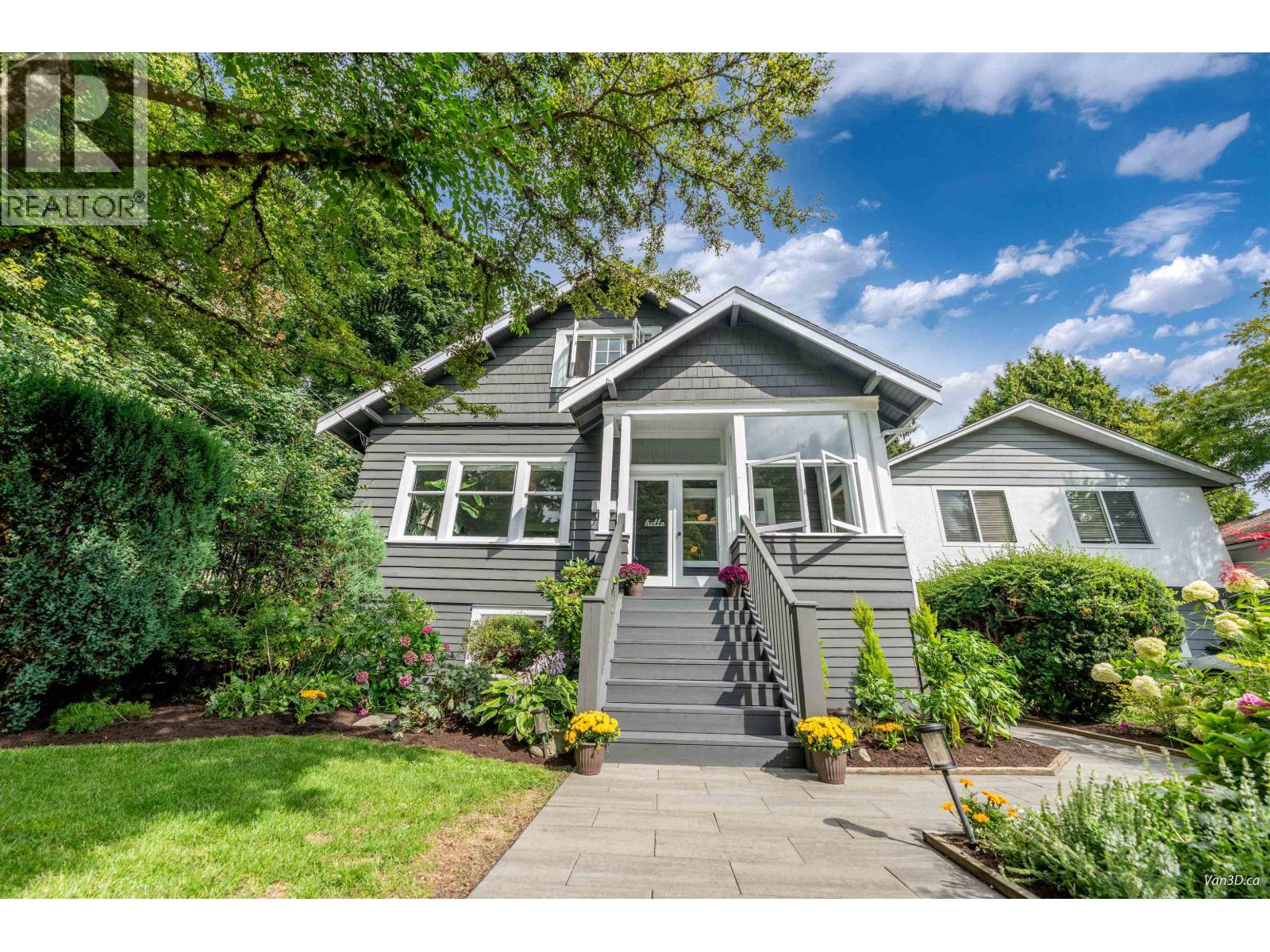 Photo 1 of 1866 Bowser Avenue, North Vancouver BC