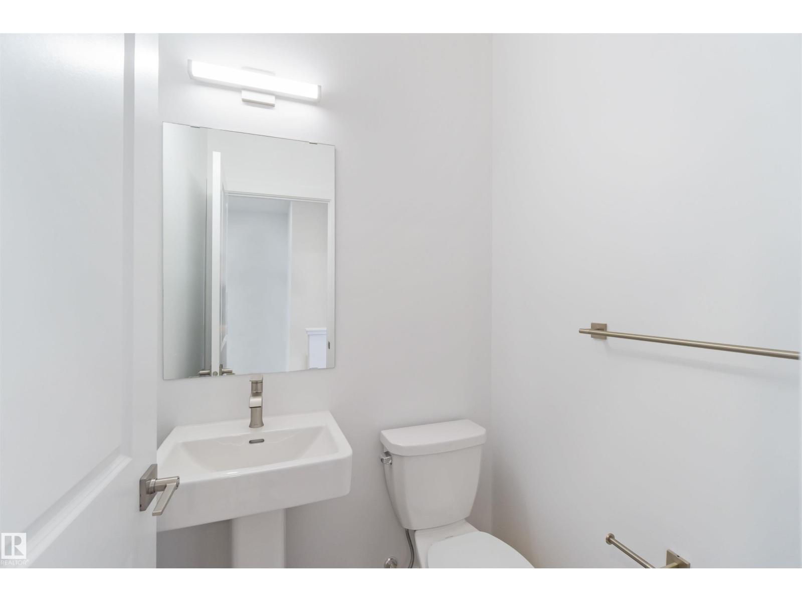 Photo 19 of 8531 181 Av Nw, Edmonton AB