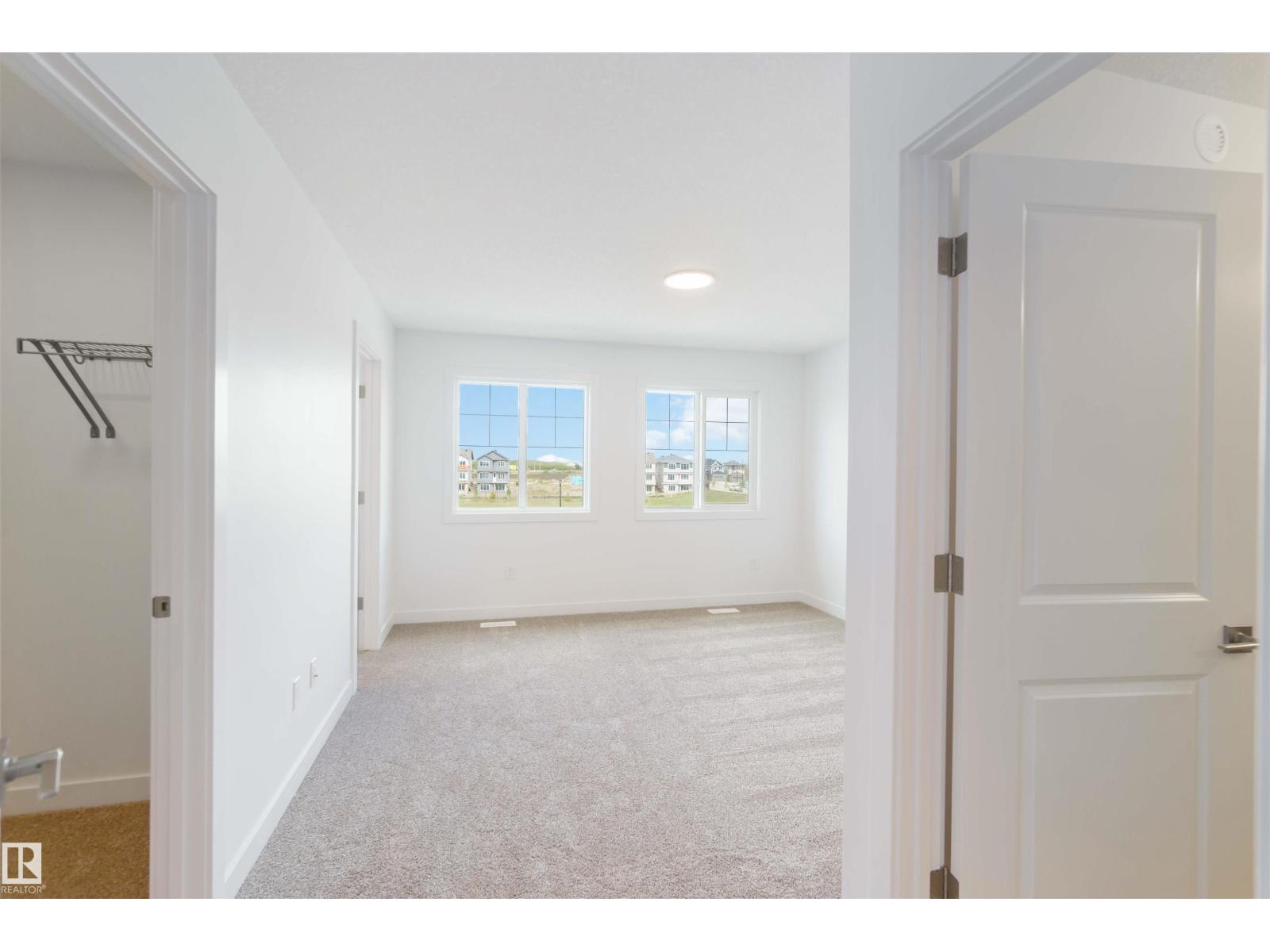 Photo 3 of 8531 181 Av Nw, Edmonton AB