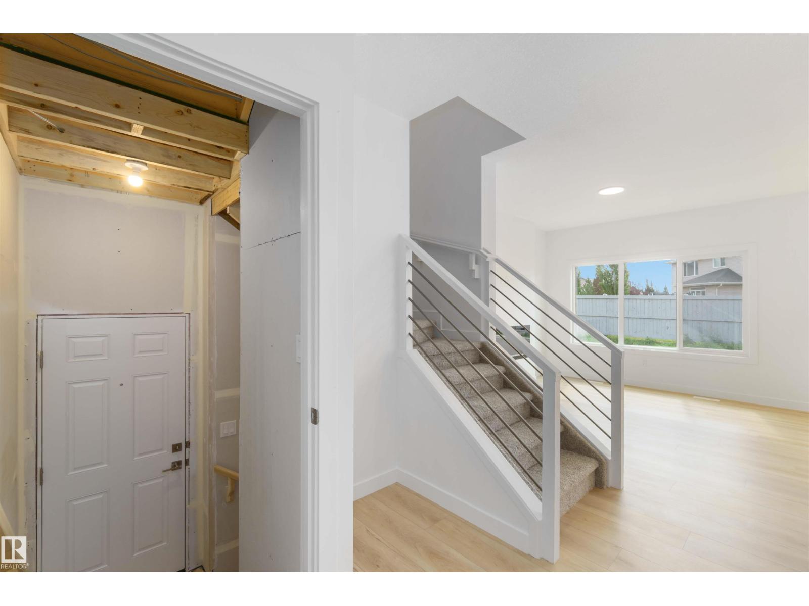 Photo 16 of 8531 181 Av Nw, Edmonton AB