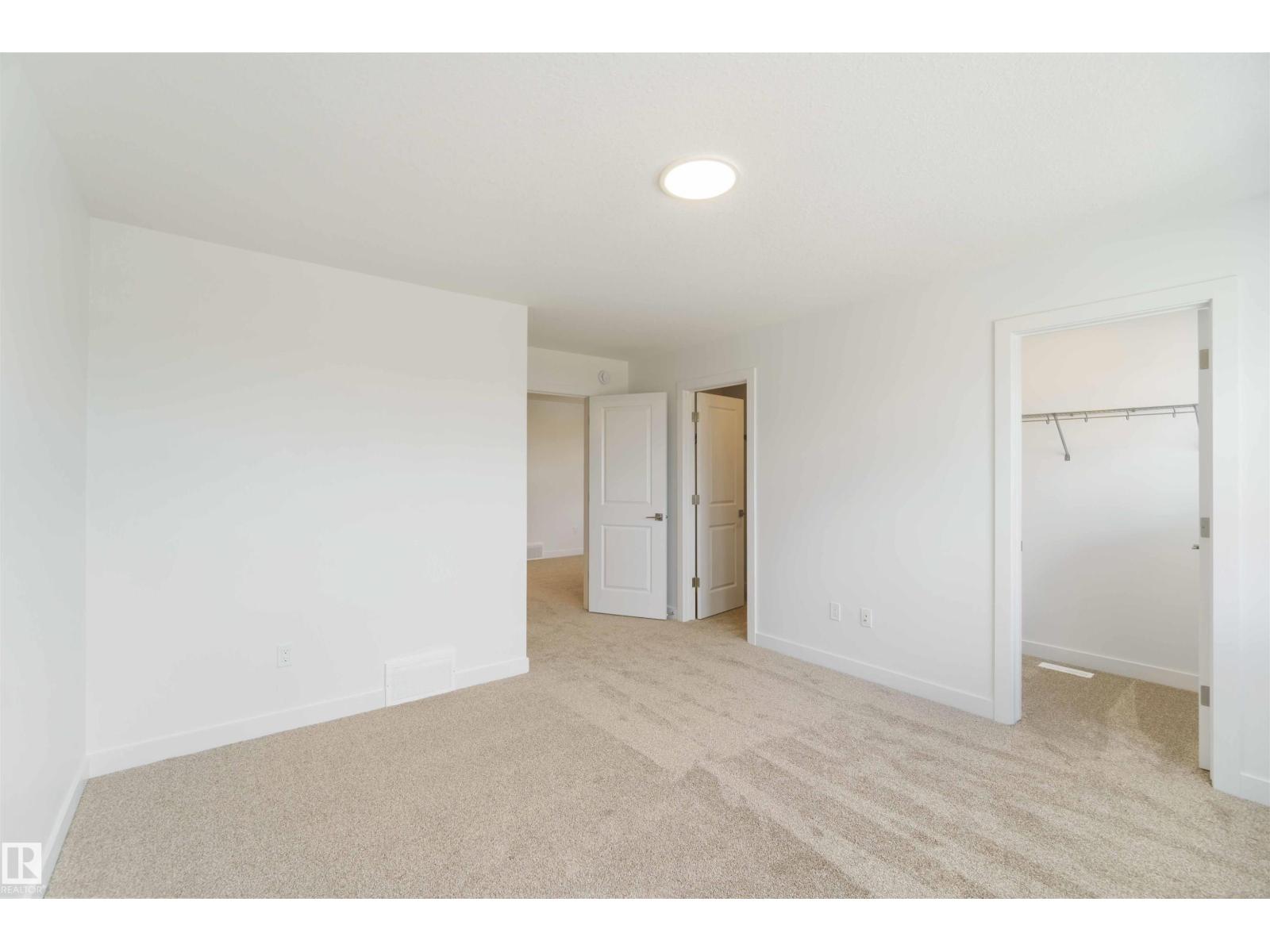 Photo 5 of 8531 181 Av Nw, Edmonton AB