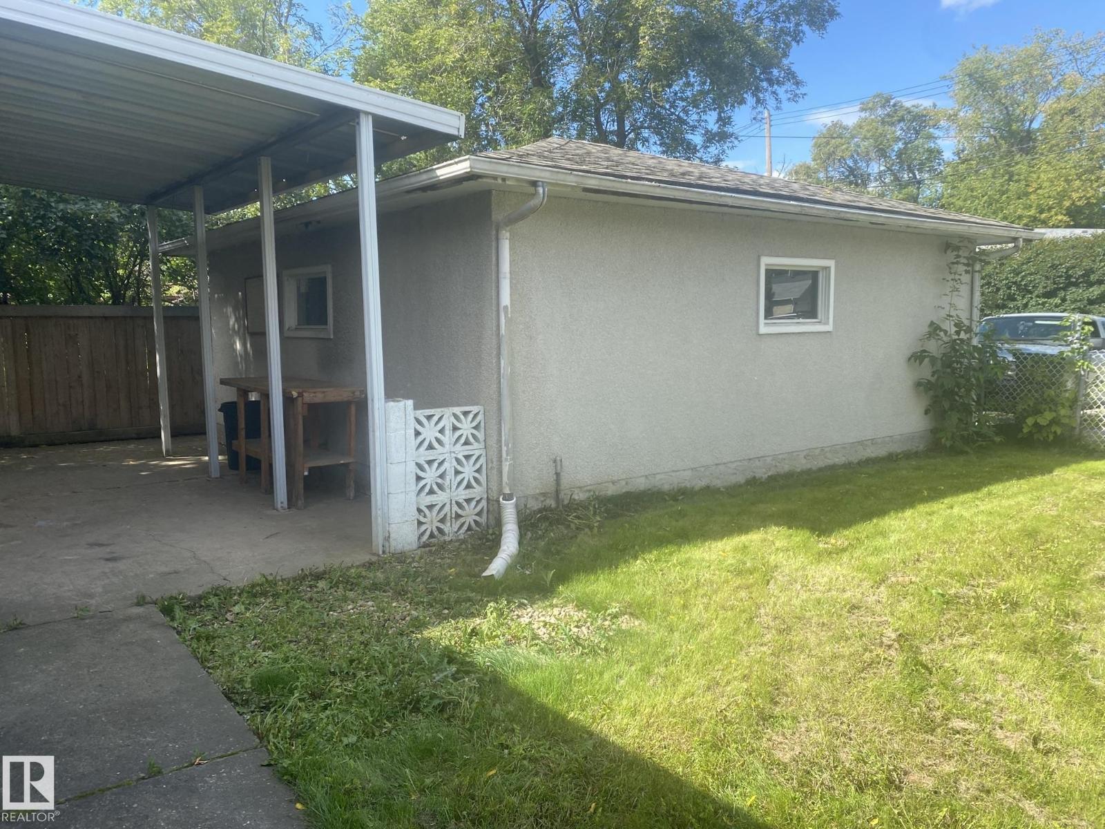 Photo 32 of 5 Ross Dr, Fort Saskatchewan AB