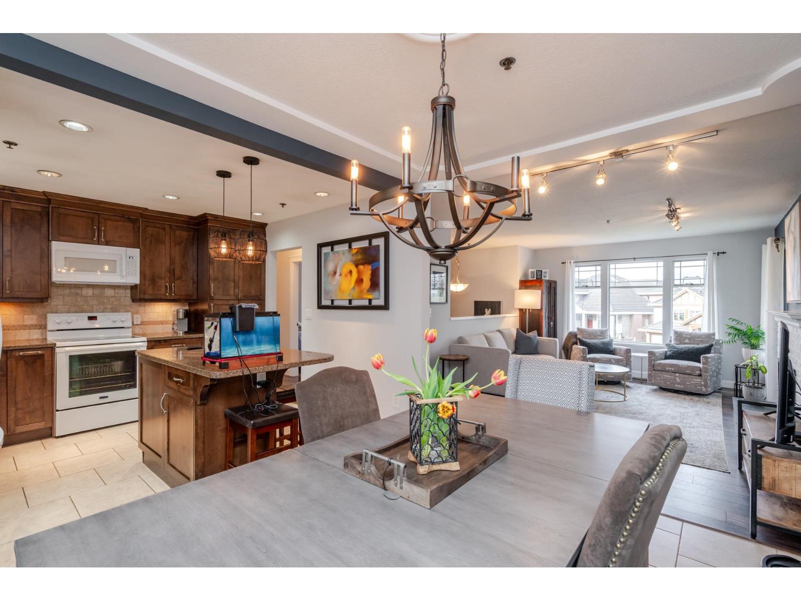 Photo 14 of 14756 Wellington Drive, Surrey BC