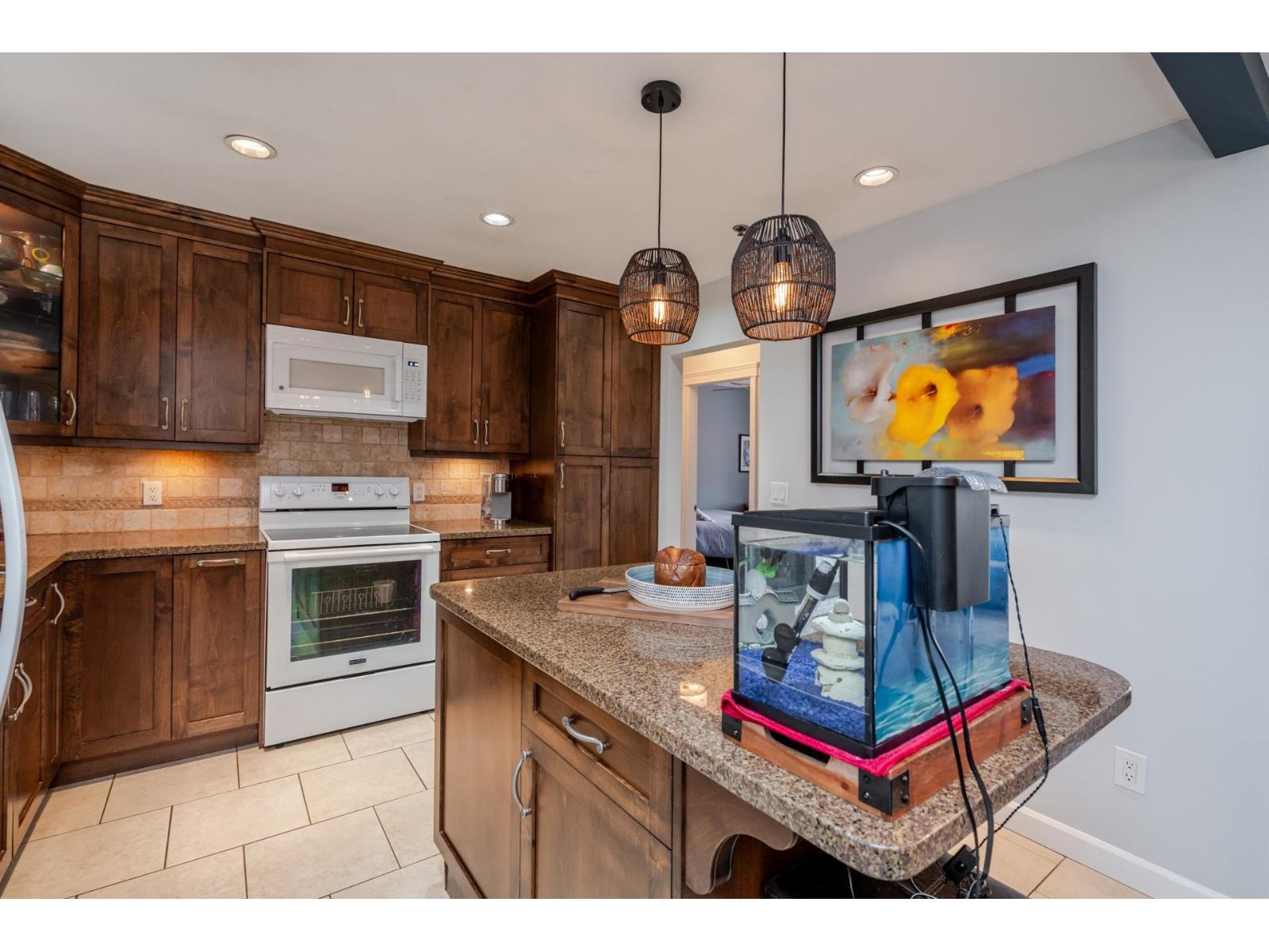Photo 15 of 14756 Wellington Drive, Surrey BC