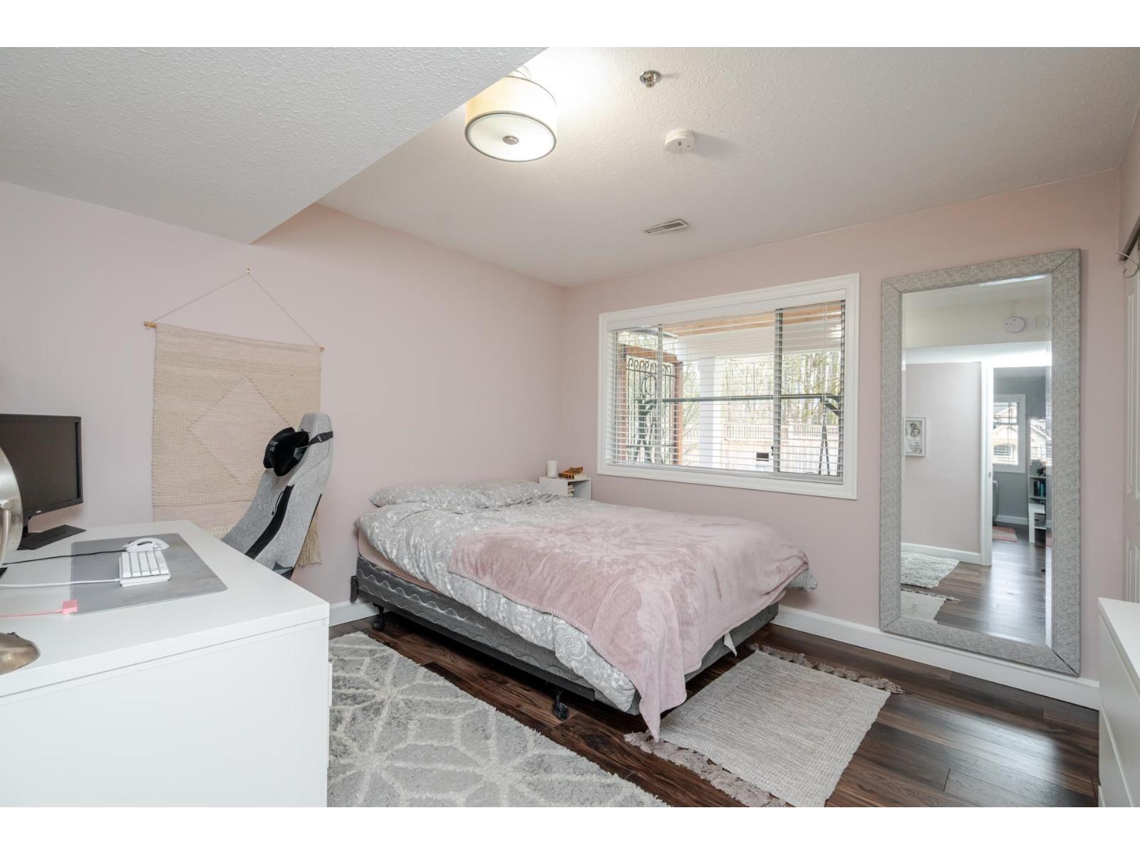 Photo 29 of 14756 Wellington Drive, Surrey BC
