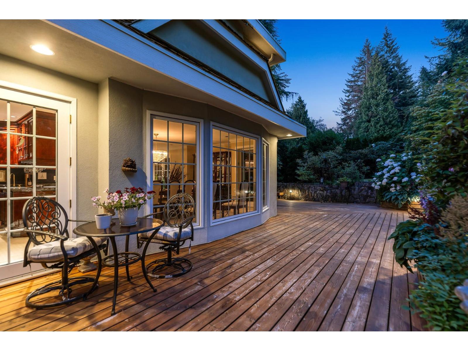 Photo 6 of 14042 28 Avenue, Surrey BC