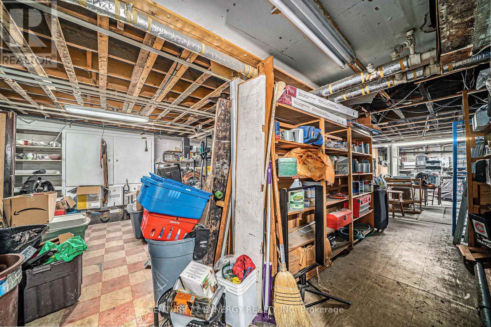 Photo 17 of 117 Montreal Road, Cornwall ON