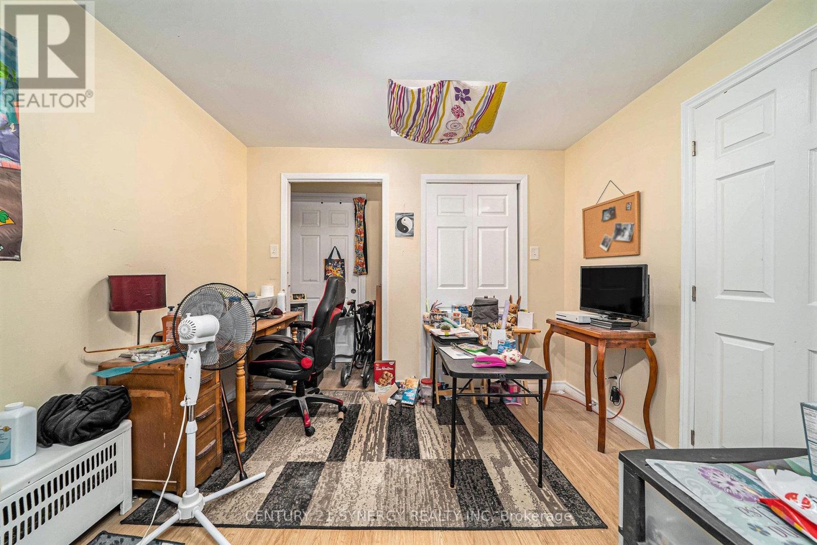 Photo 34 of 117 Montreal Road, Cornwall ON