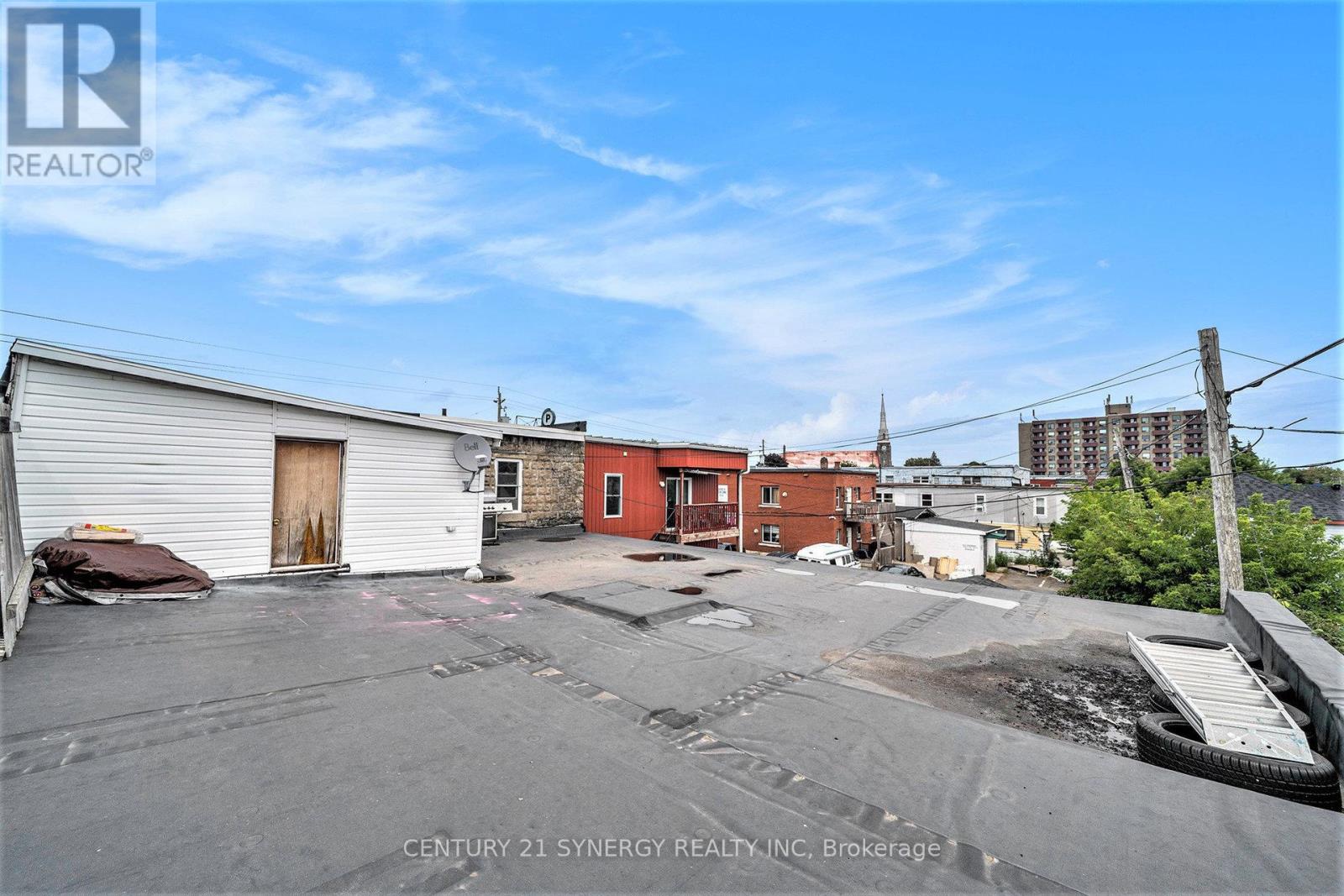 Photo 10 of 117 Montreal Road, Cornwall ON