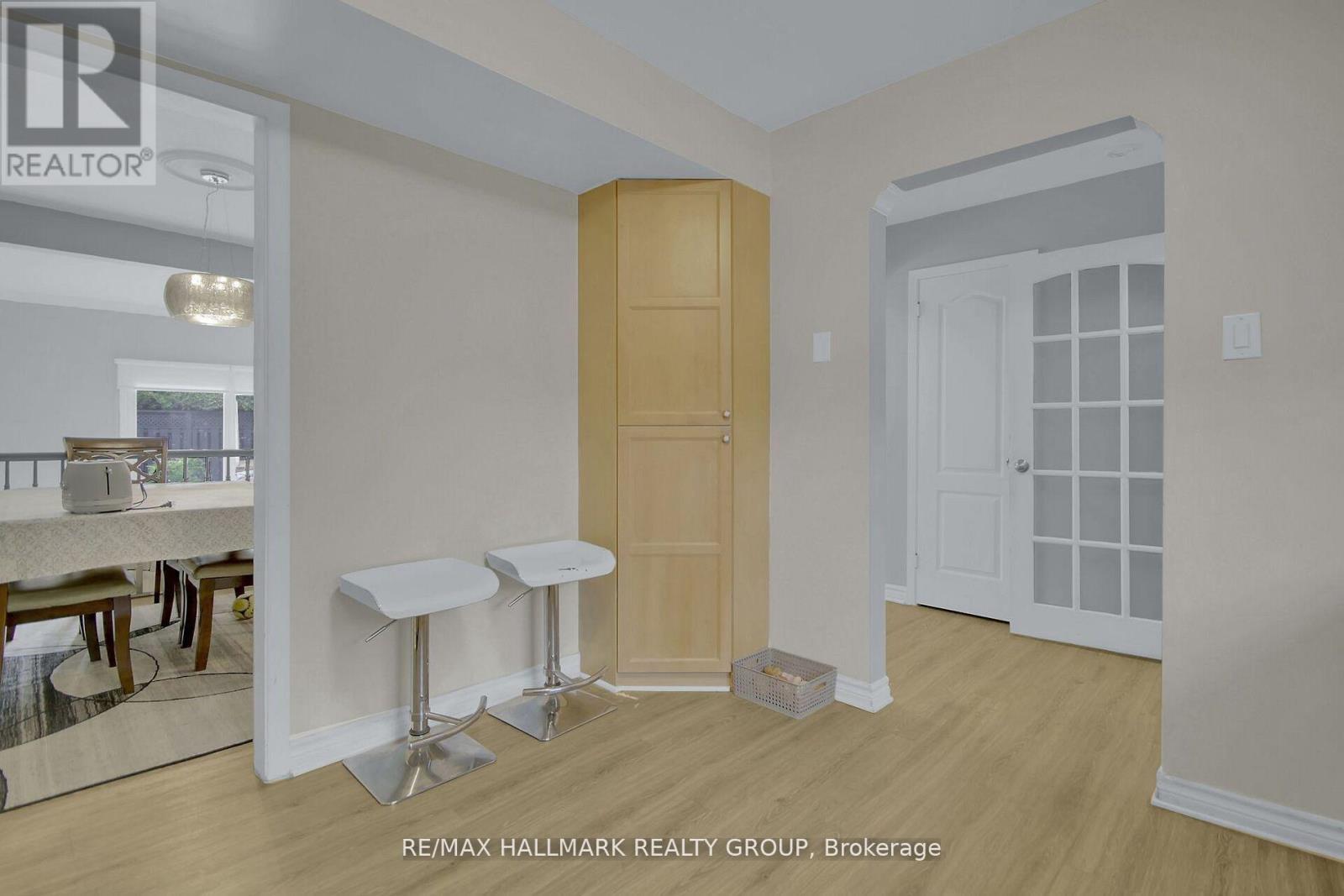 Photo 14 of 1 1821 Walkley Road, Ottawa ON