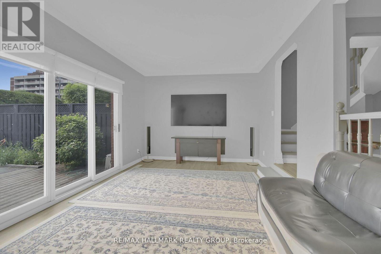 Photo 16 of 1 1821 Walkley Road, Ottawa ON