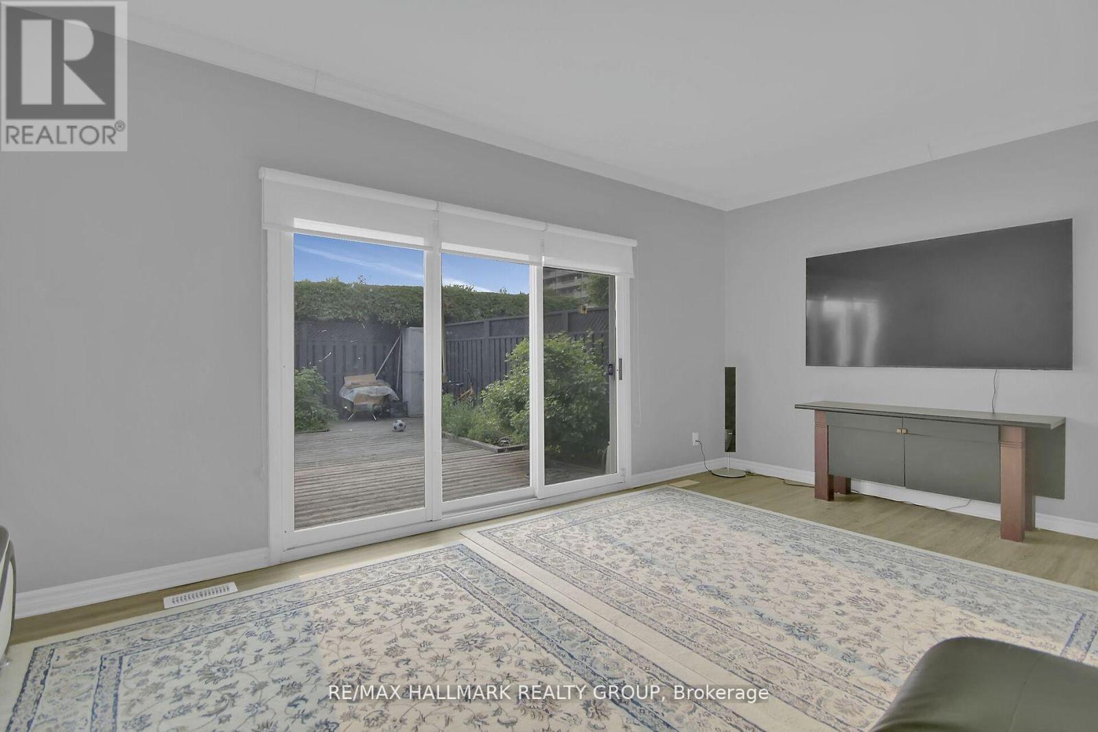 Photo 19 of 1 1821 Walkley Road, Ottawa ON