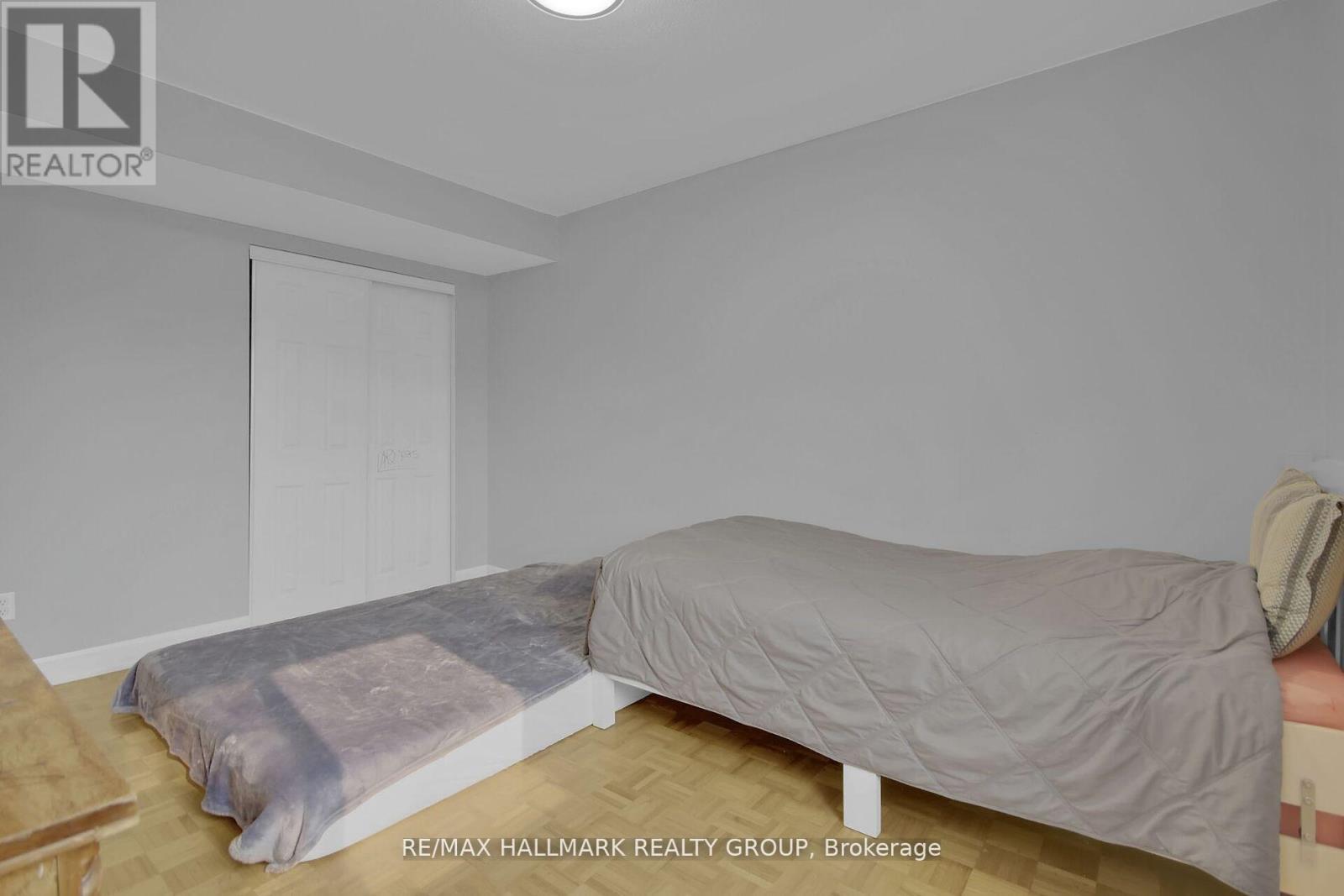 Photo 32 of 1 1821 Walkley Road, Ottawa ON