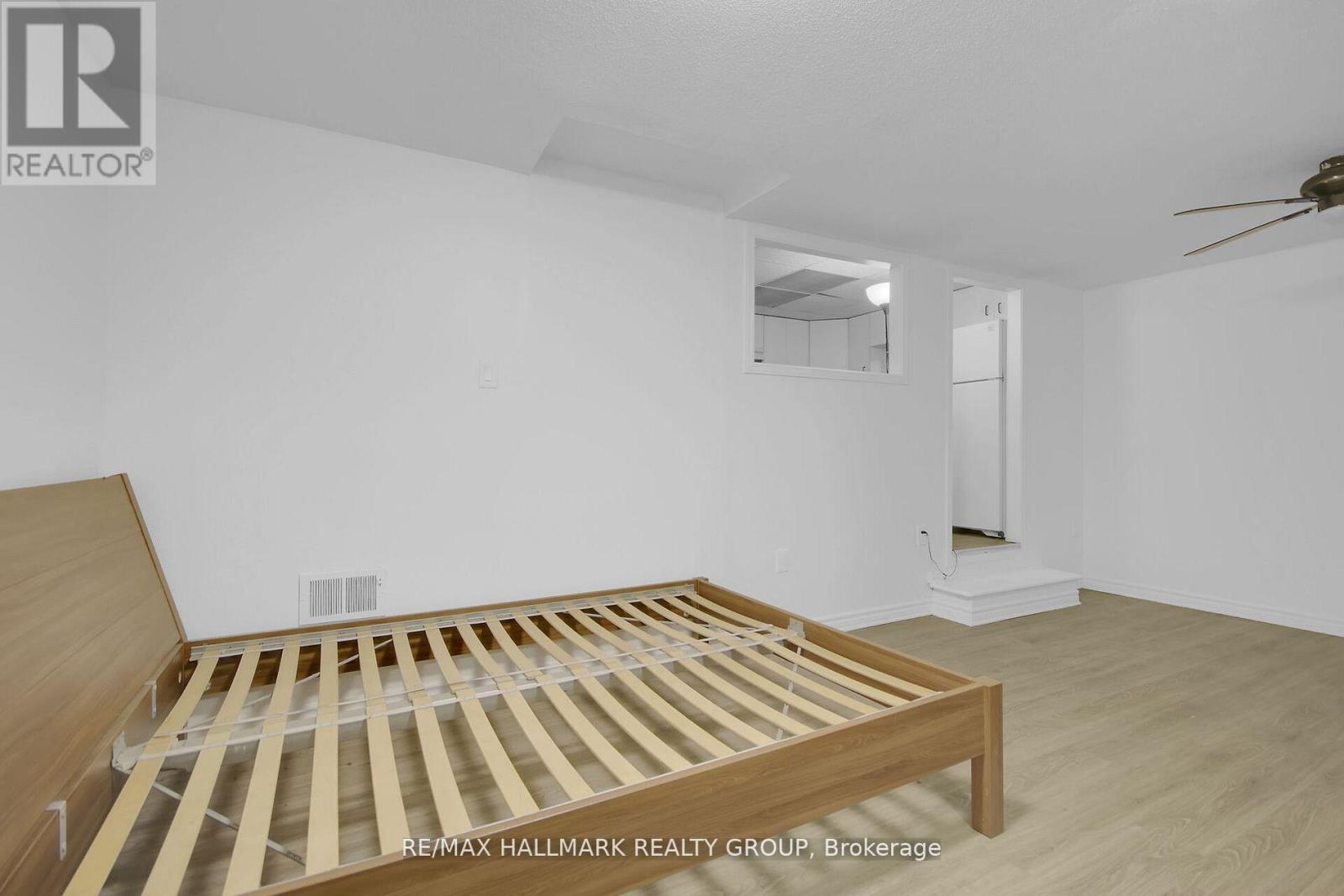 Photo 40 of 1 1821 Walkley Road, Ottawa ON