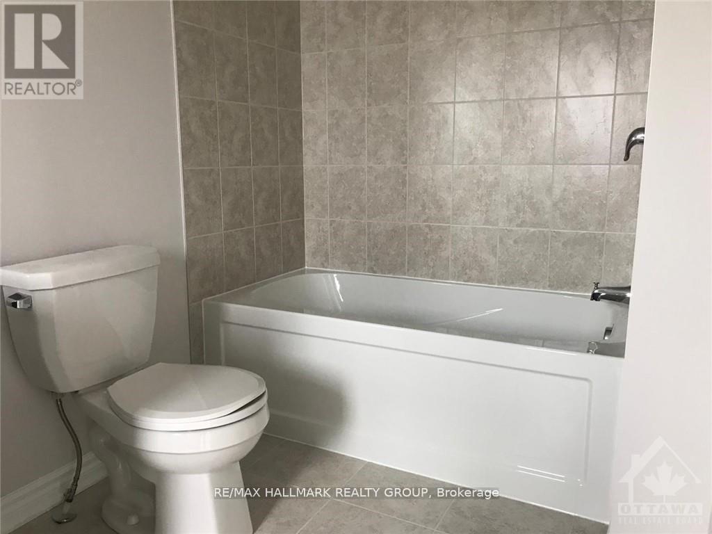 Photo 14 of 2307 Watercolours Way, Ottawa ON