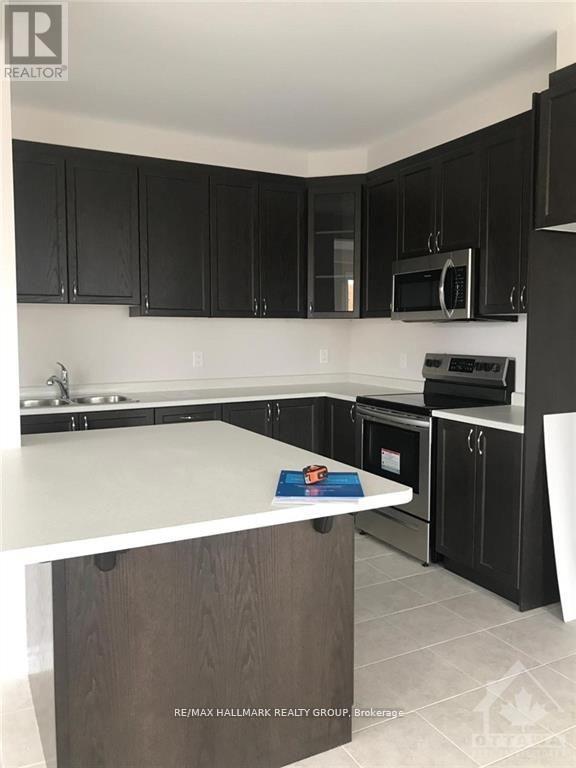 Photo 9 of 2307 Watercolours Way, Ottawa ON