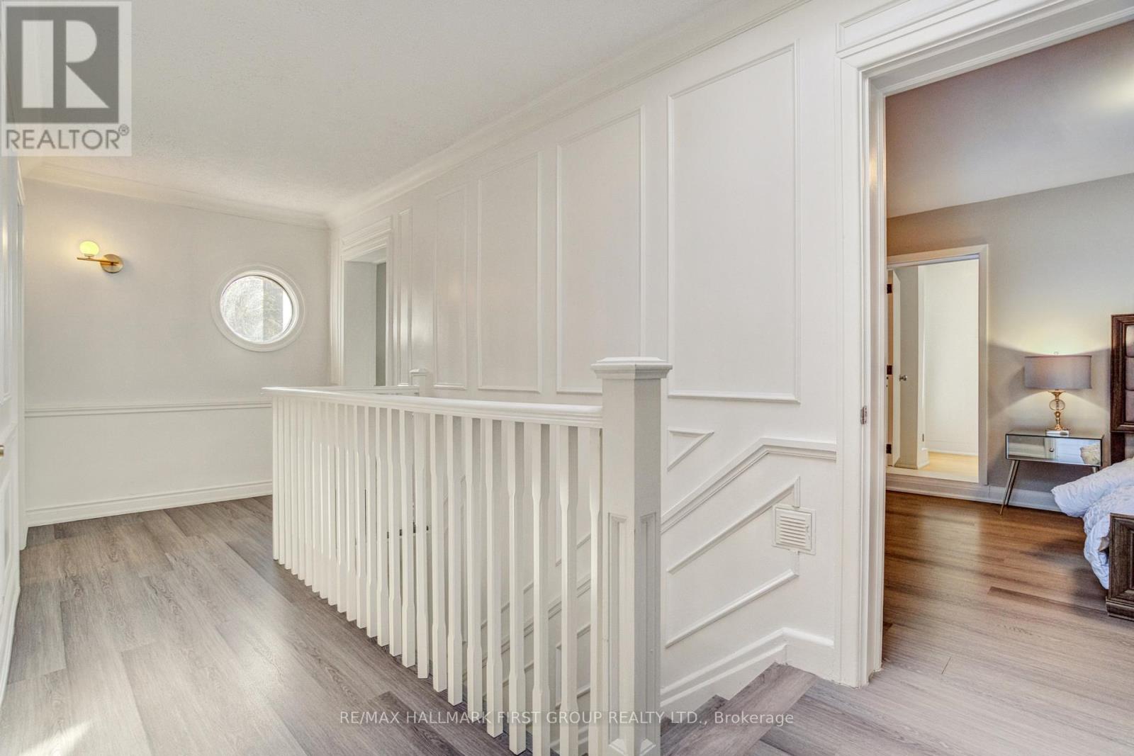 Photo 11 of 1395 Hurontario Street, Mississauga ON