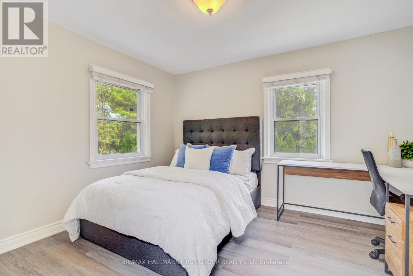 Photo 14 of 1395 Hurontario Street, Mississauga ON