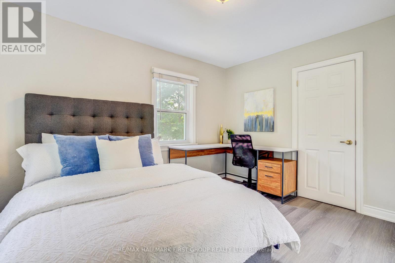 Photo 15 of 1395 Hurontario Street, Mississauga ON