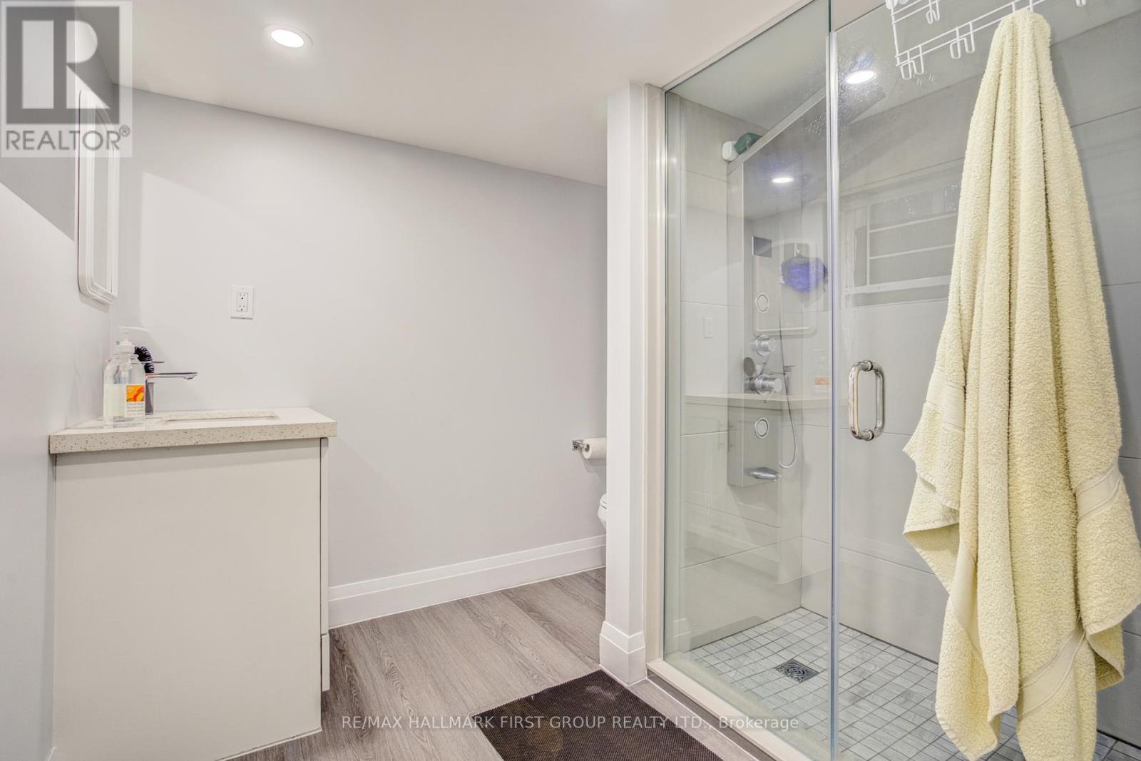 Photo 31 of 1395 Hurontario Street, Mississauga ON