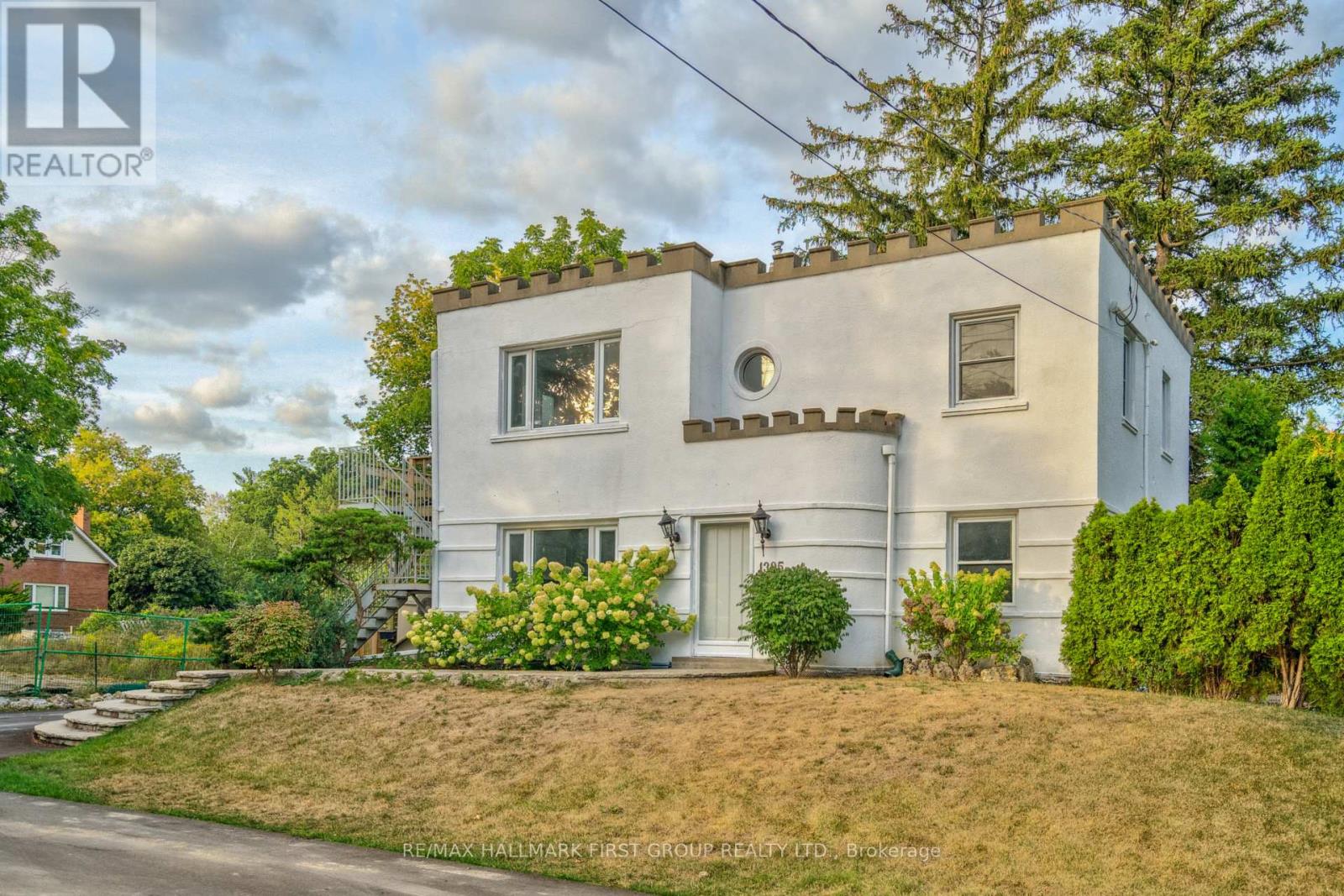 Photo 37 of 1395 Hurontario Street, Mississauga ON