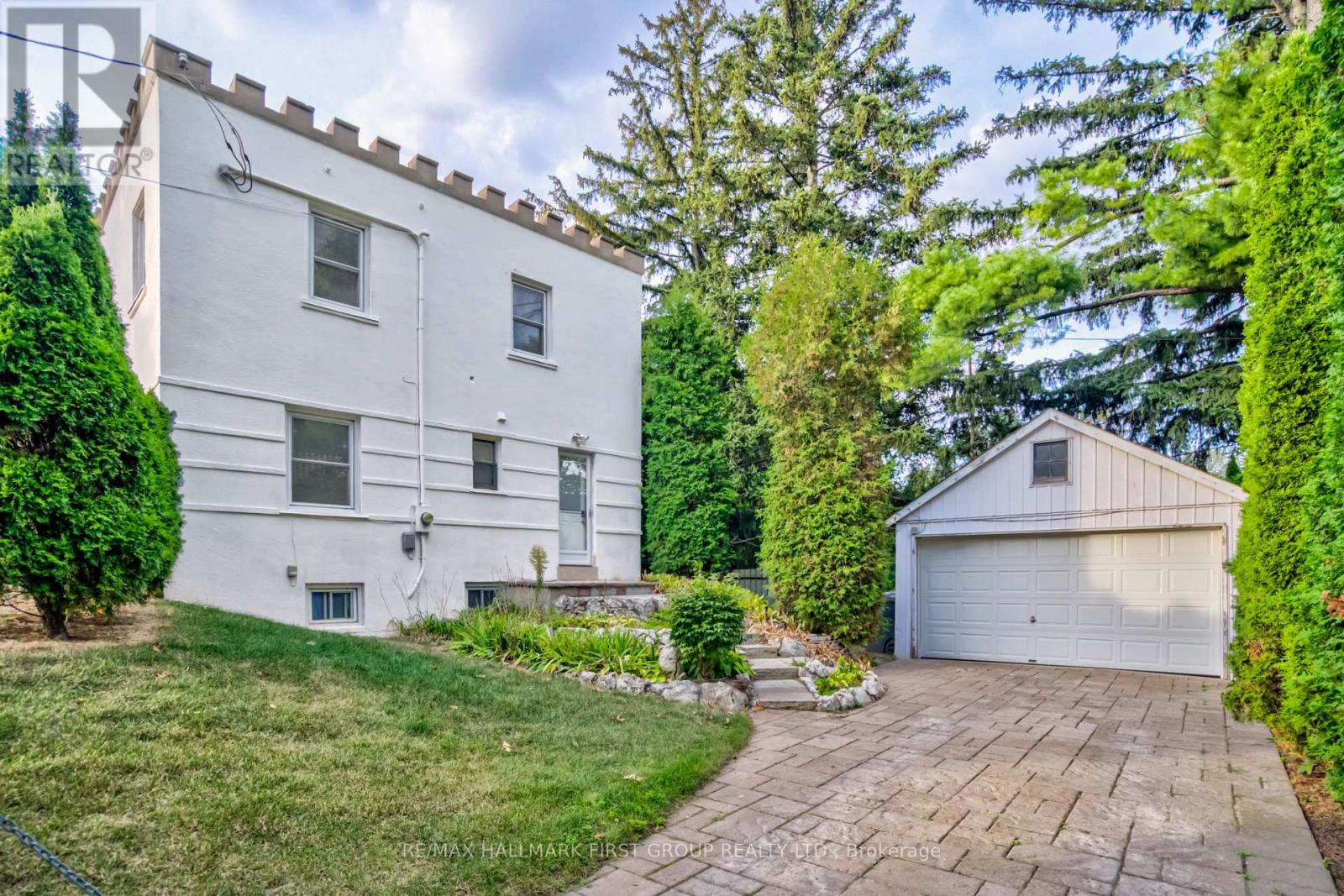 Photo 38 of 1395 Hurontario Street, Mississauga ON