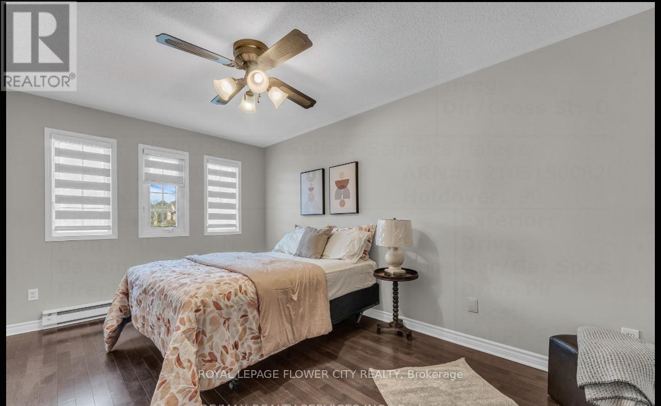 Photo 10 of 3836 Allcroft Road, Mississauga ON
