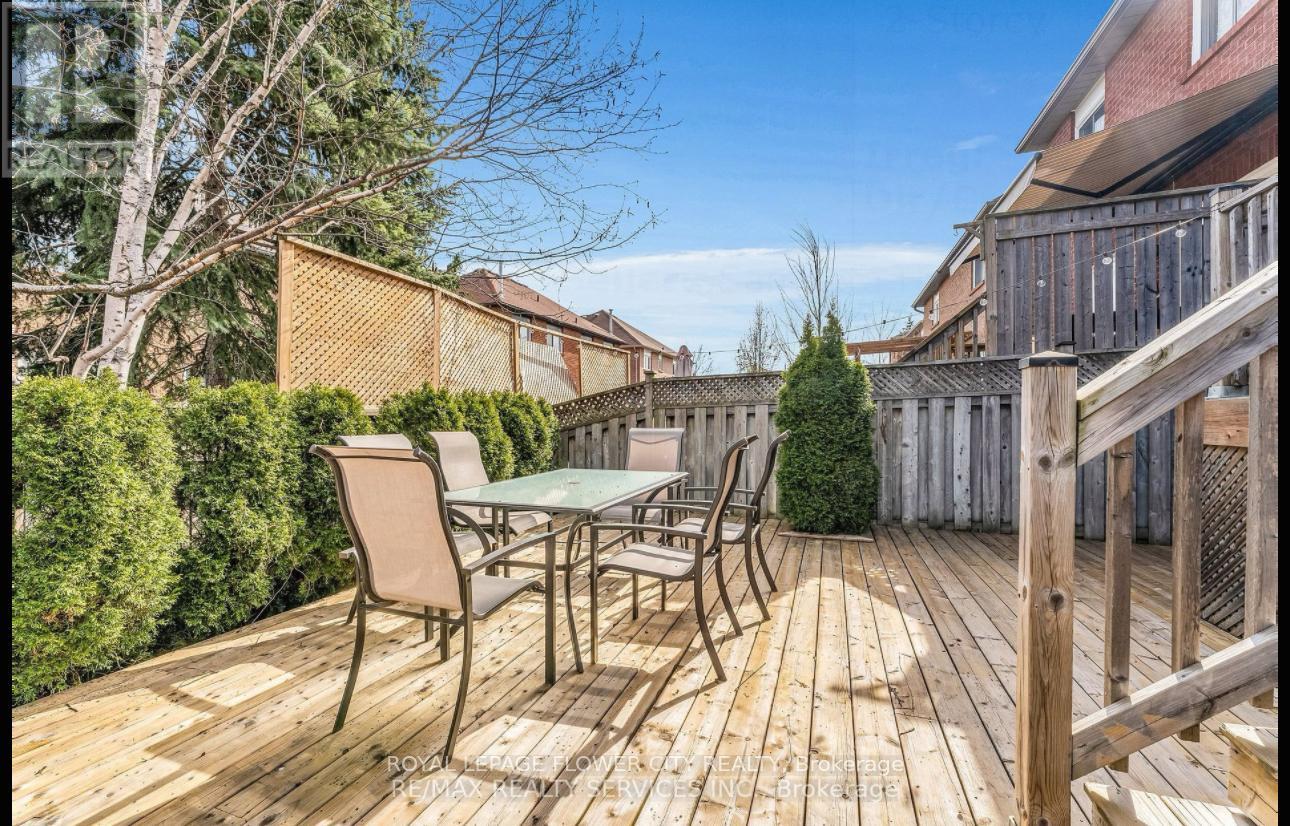 Photo 13 of 3836 Allcroft Road, Mississauga ON