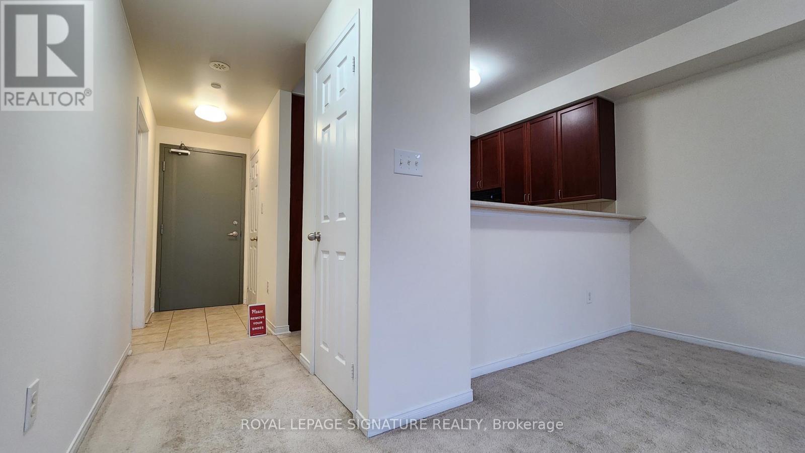 Photo 24 of 309 5150 Winston Churchill Boulevard, Mississauga ON