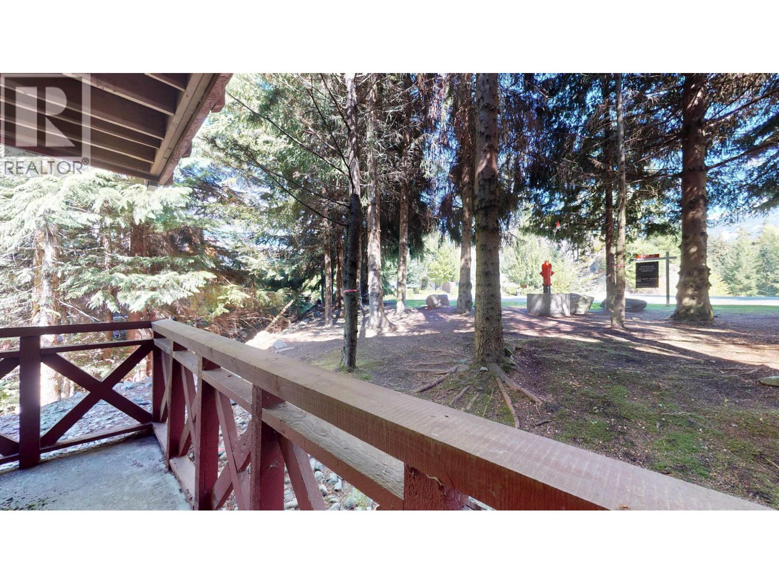 101 3070 HILLCREST DRIVE, Whistler