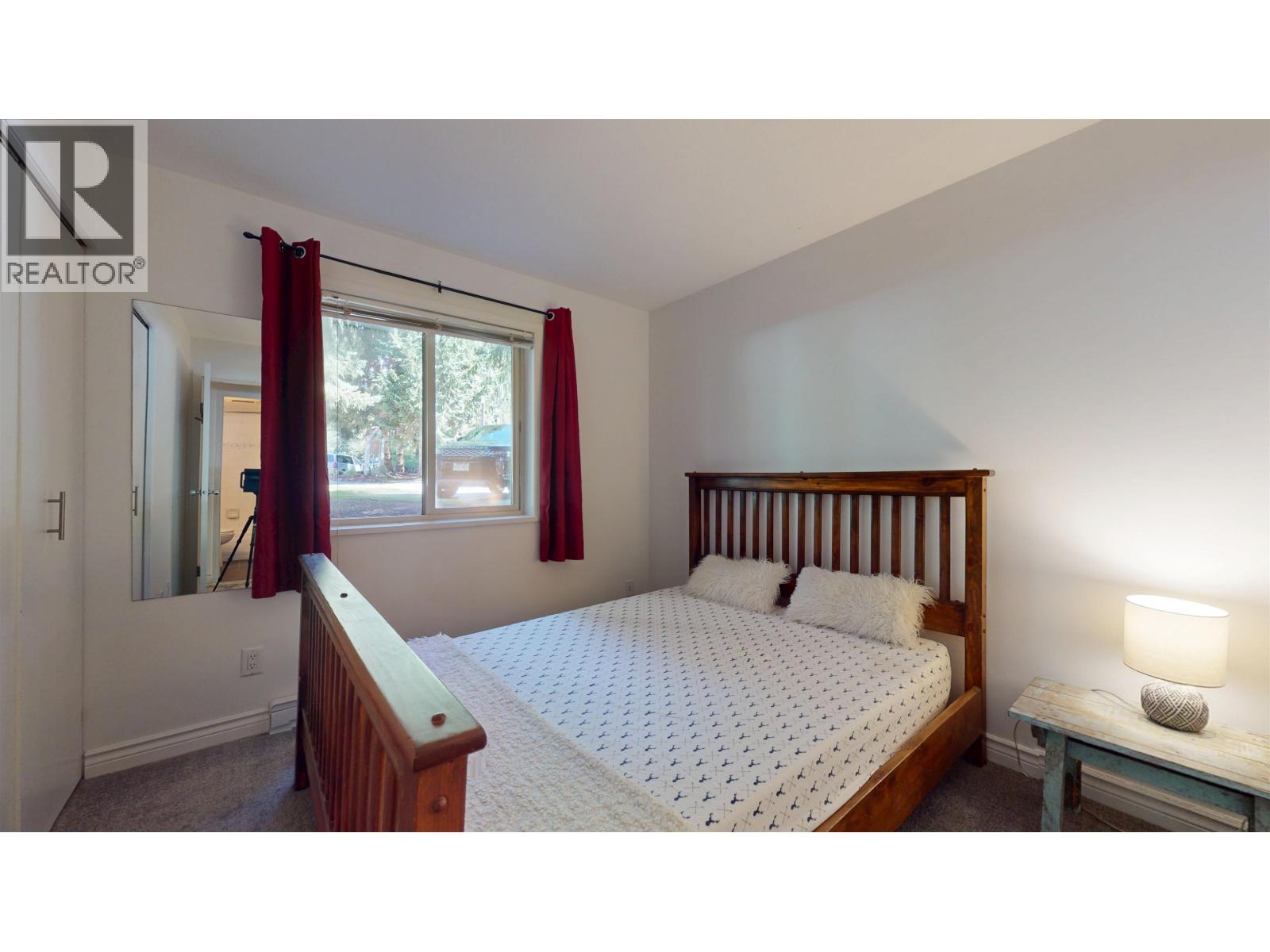 101 3070 HILLCREST DRIVE, Whistler