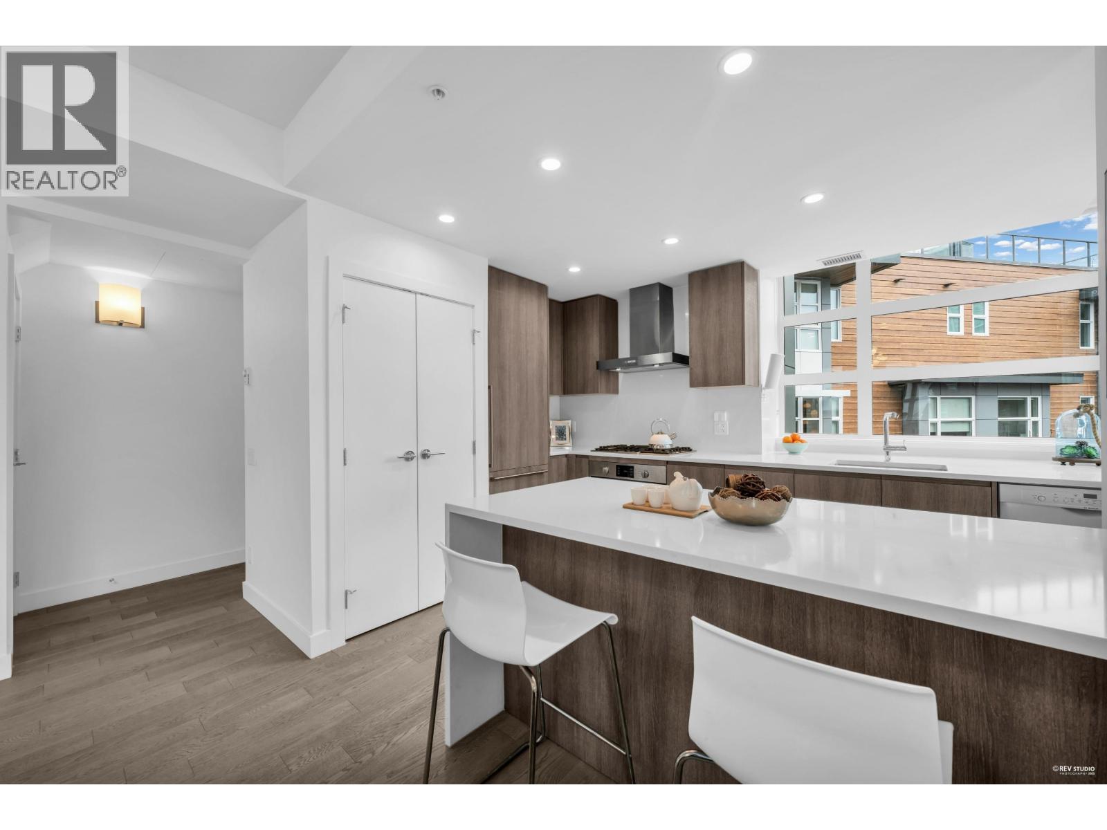 Photo 10 of 227 2060 Curling Road, North Vancouver BC
