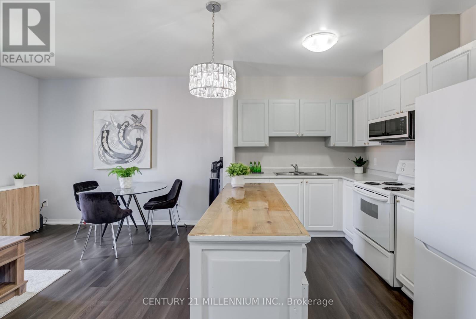 Photo 16 of 206 70 First Street, Orangeville ON