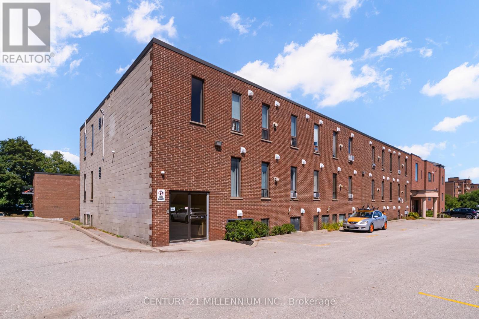 Photo 2 of 206 70 First Street, Orangeville ON