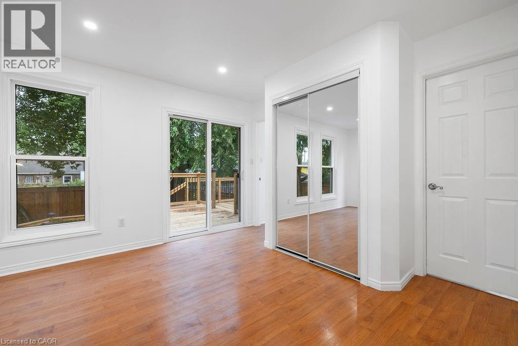 Photo 18 of 2015 Leighland Road Unit 2, Burlington ON