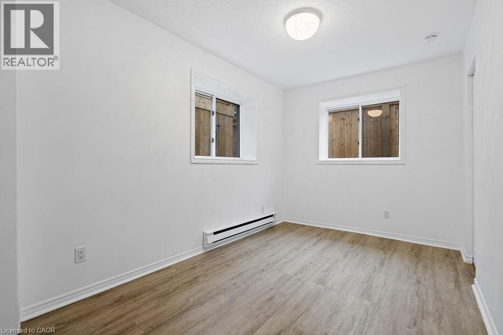 Photo 9 of 2015 Leighland Road Unit 2, Burlington ON