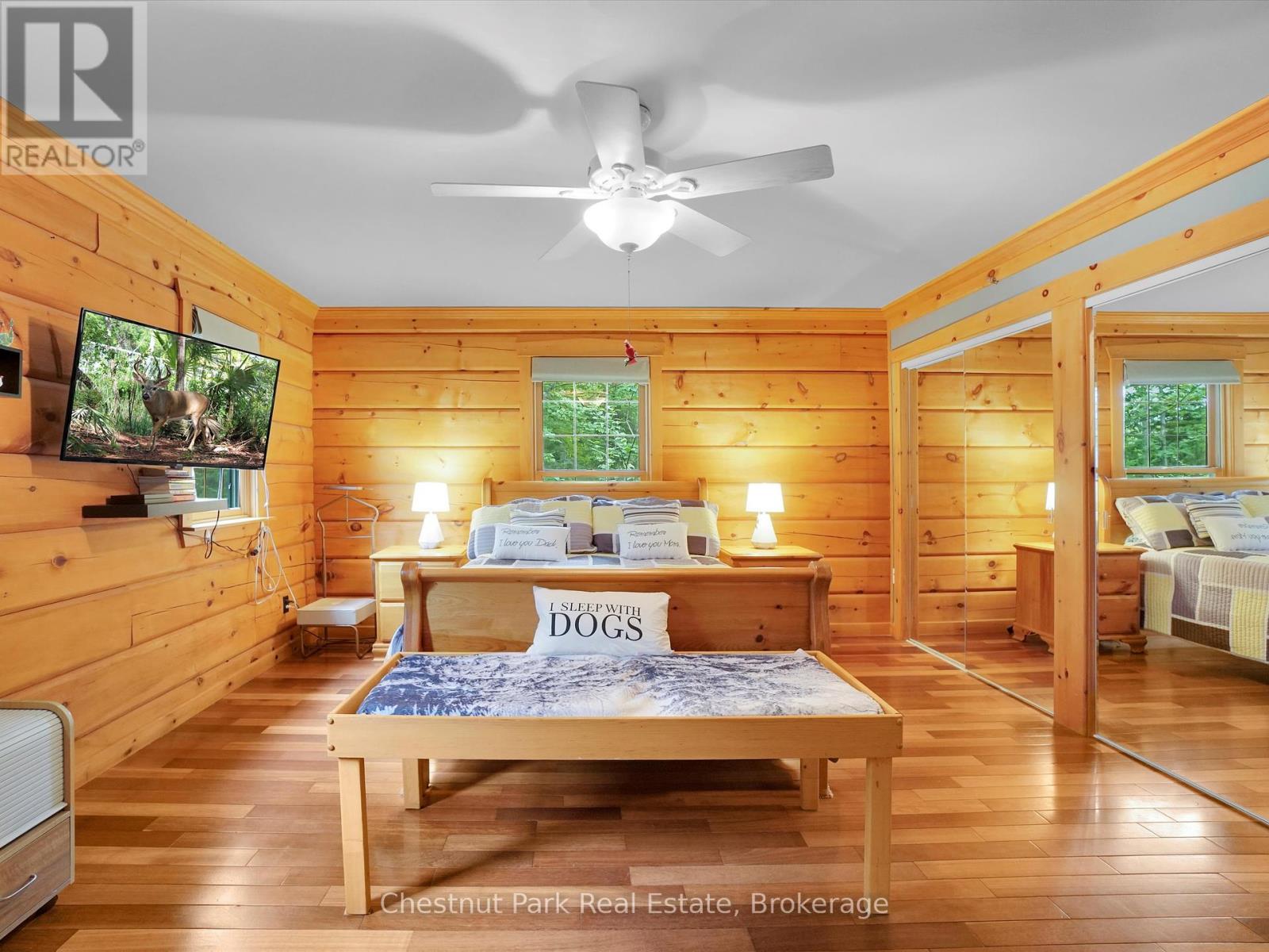 Photo 13 of 1300 Dickie Lake Road W, Lake Of Bays ON