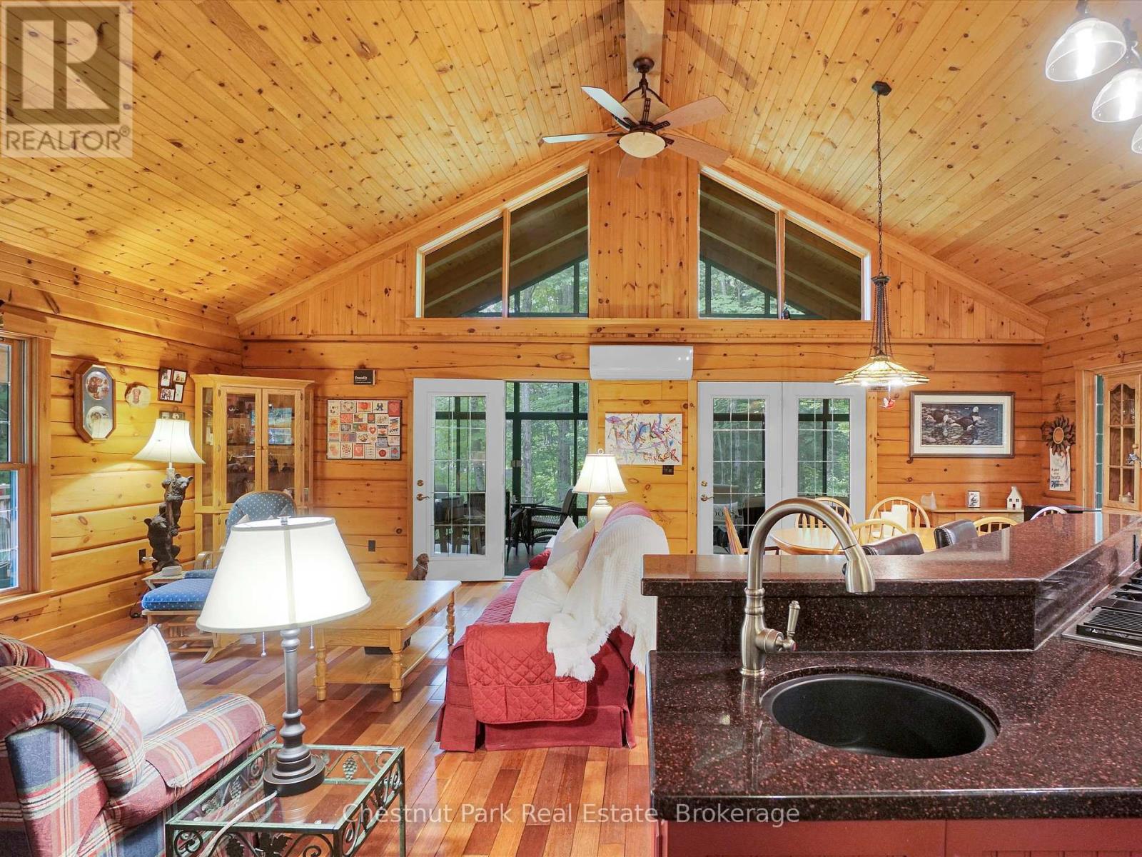 Photo 29 of 1300 Dickie Lake Road W, Lake Of Bays ON