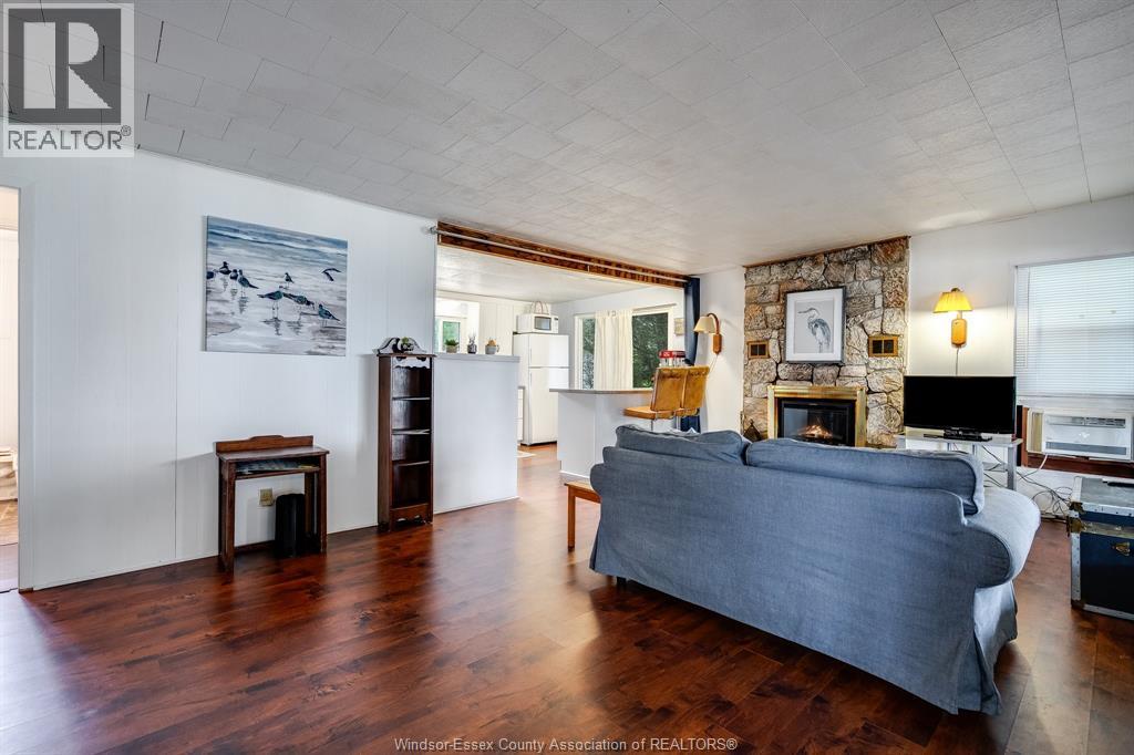 Photo 11 of 1608 Tilton Line, Wheatley ON