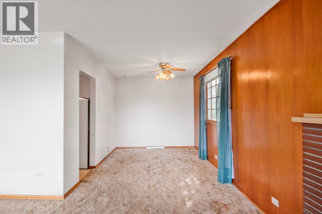 Photo 6 of 10007 92 Avenue, Grande Prairie AB